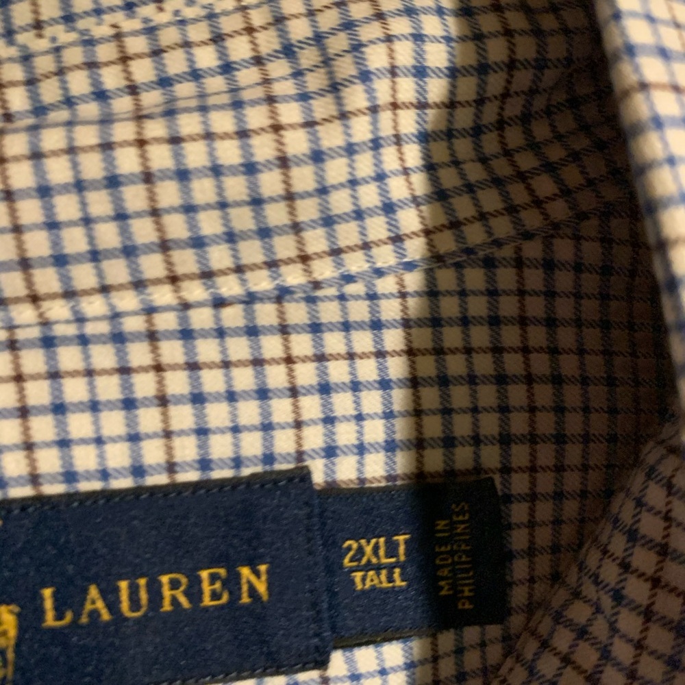 Button down casual - Picture 2 of 3
